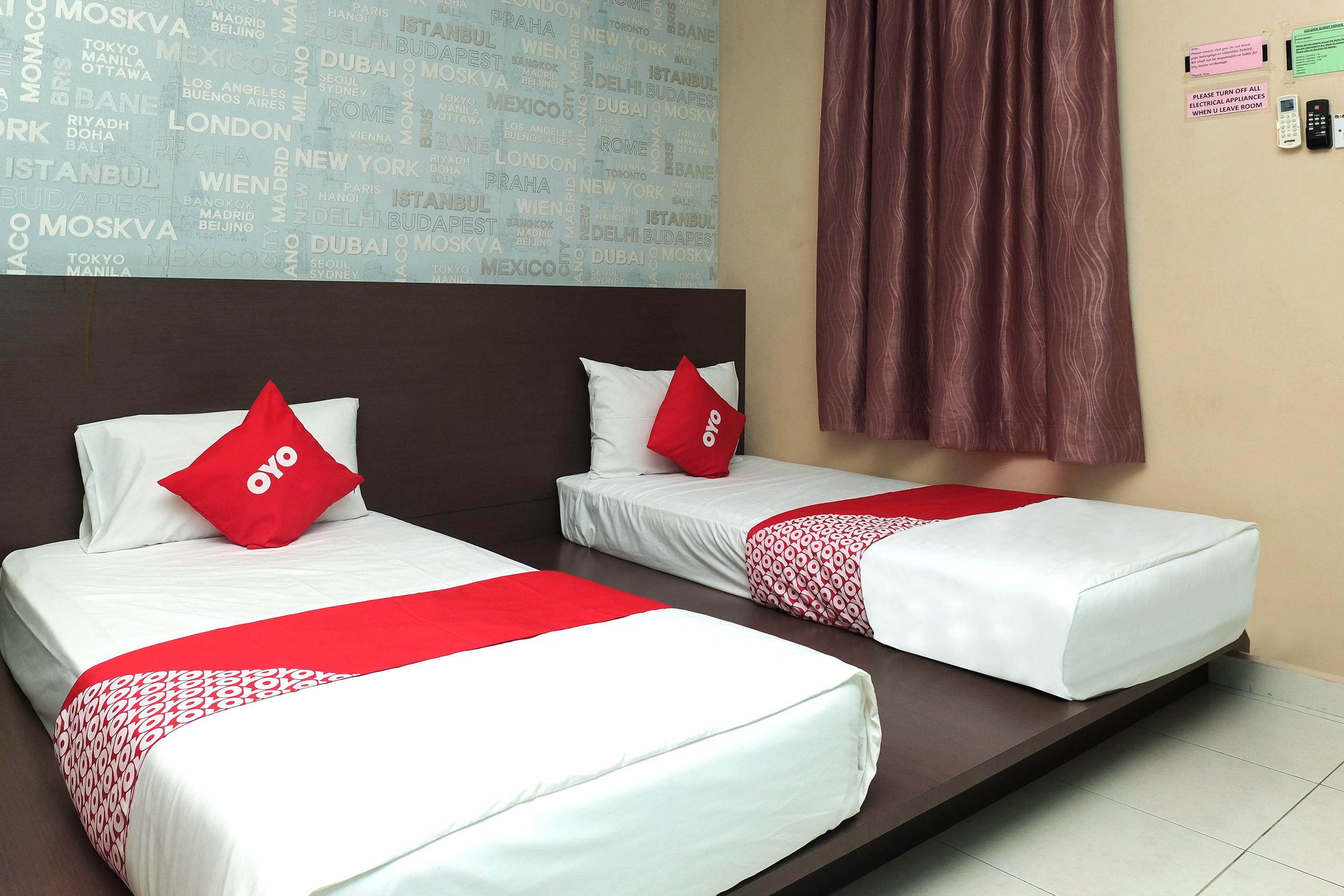 Super Oyo 89930 Golden Guest House Kuantan Luaran gambar