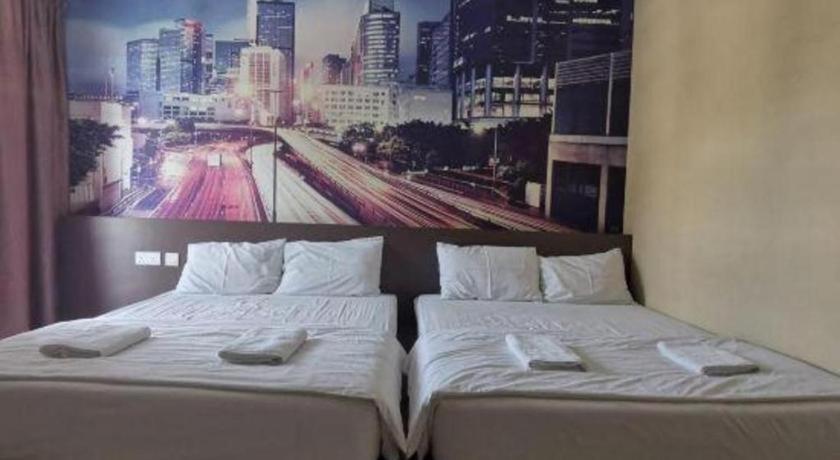 Super Oyo 89930 Golden Guest House Kuantan Luaran gambar