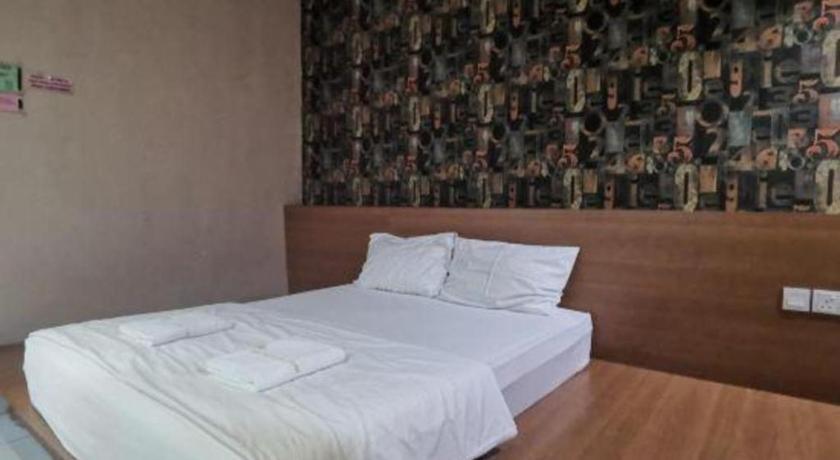 Super Oyo 89930 Golden Guest House Kuantan Luaran gambar