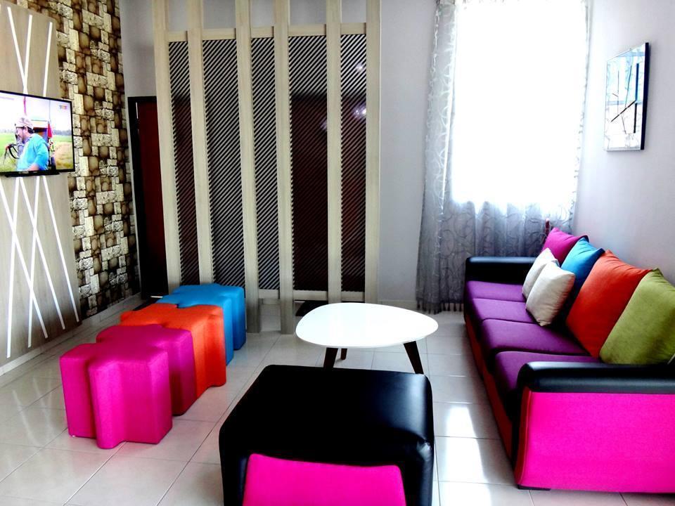 Super Oyo 89930 Golden Guest House Kuantan Luaran gambar
